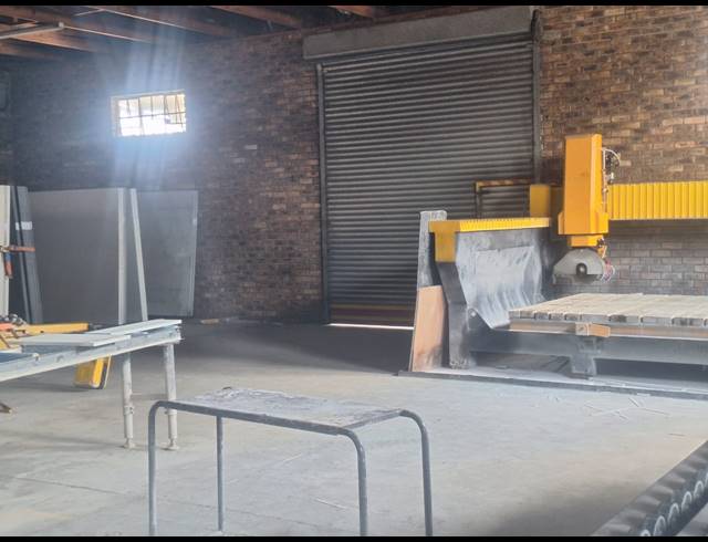 380M² WAREHOUSE TO LET IN NELSPRUIT INDUSTRIAL